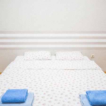 Downtown - Compact Low Cost Flat - 1St Floor Burgas Bagian luar foto
