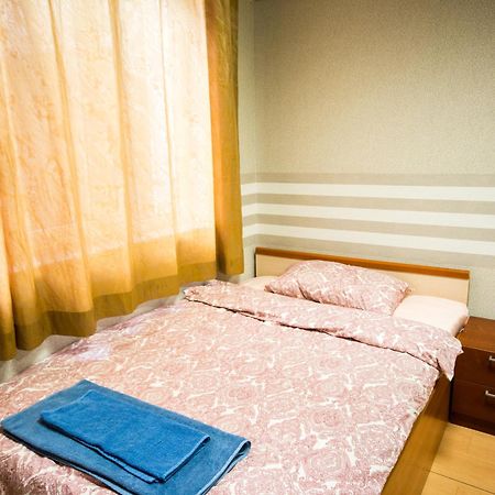 Downtown - Compact Low Cost Flat - 1St Floor Burgas Bagian luar foto