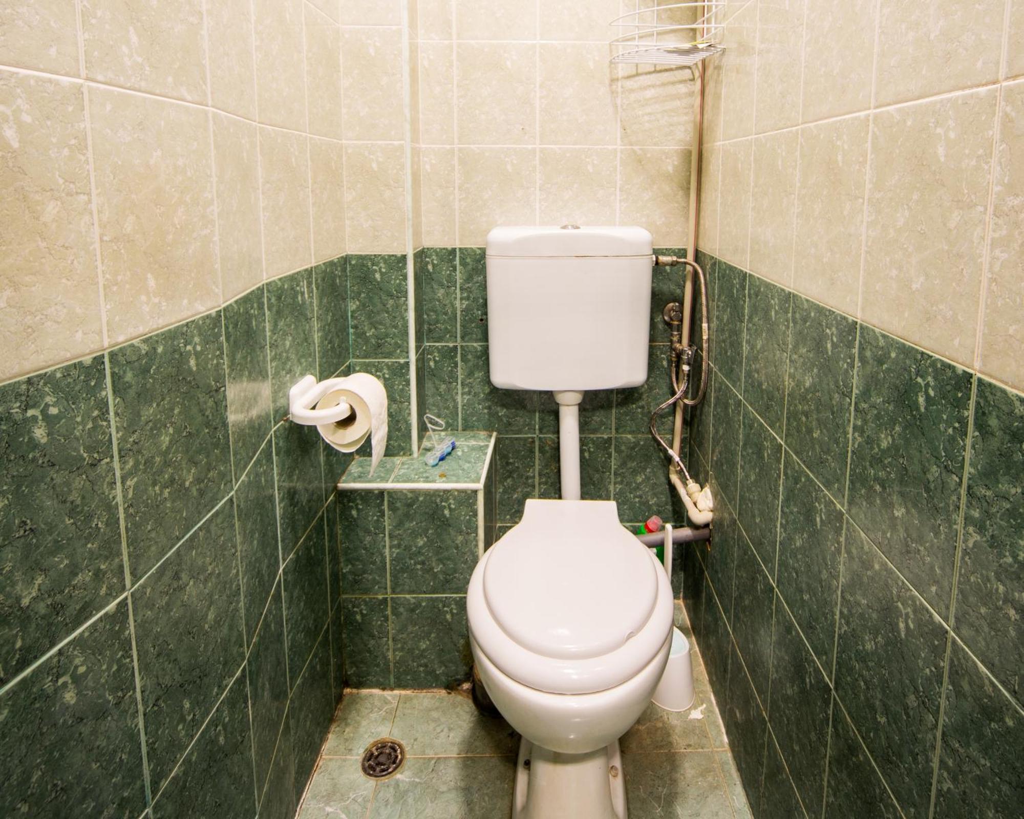 Downtown - Compact Low Cost Flat - 1St Floor Burgas Bagian luar foto